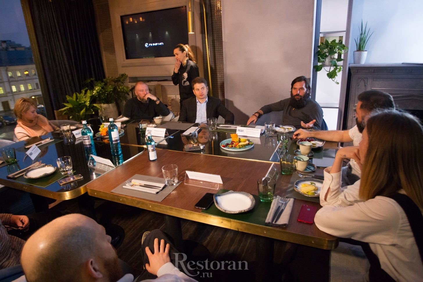 В ресторане LocAsian Bar состоялась встреча власти и бизнеса